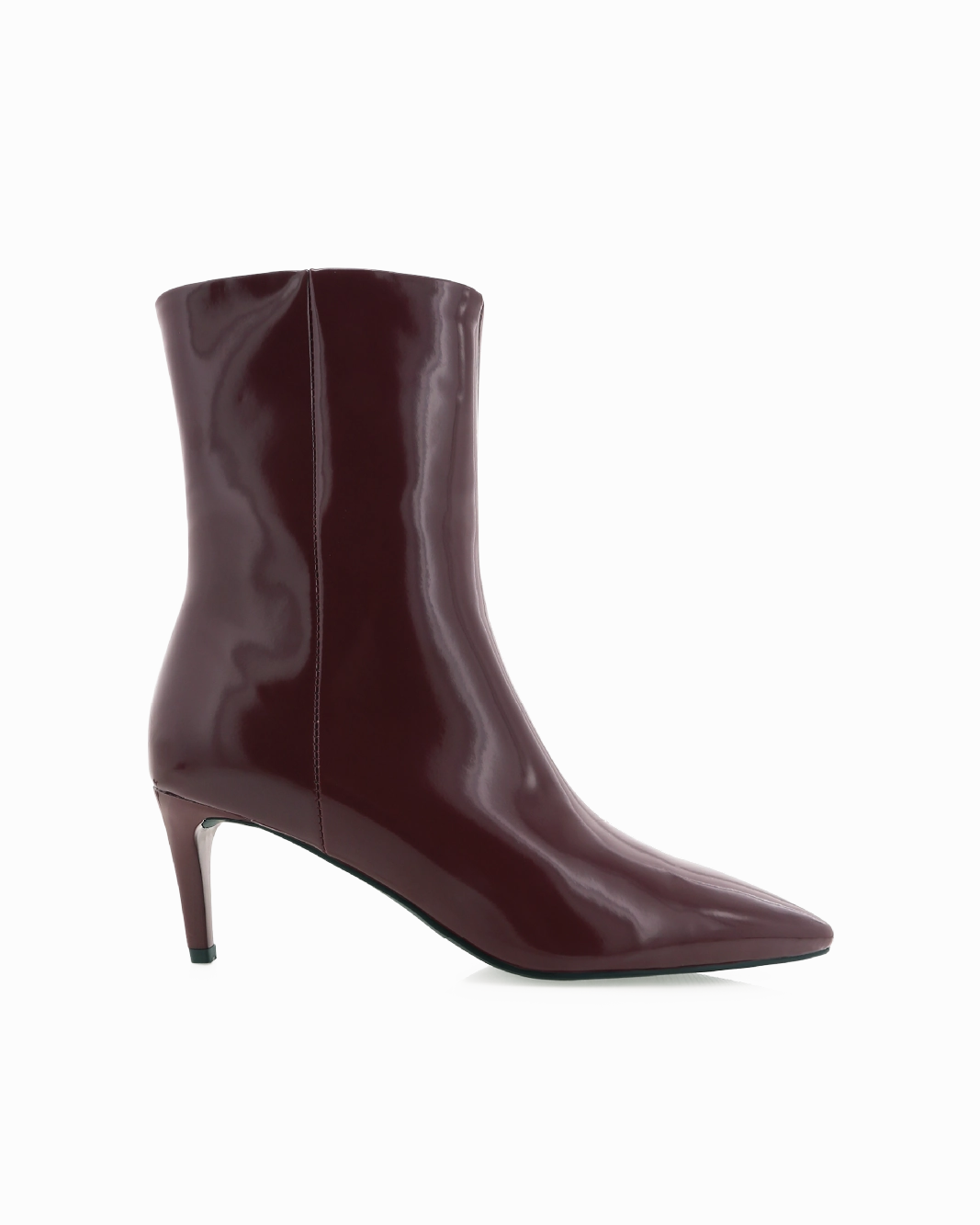 Shock Absorbing Backcountry Camper AINSLEY - WINE SHINE