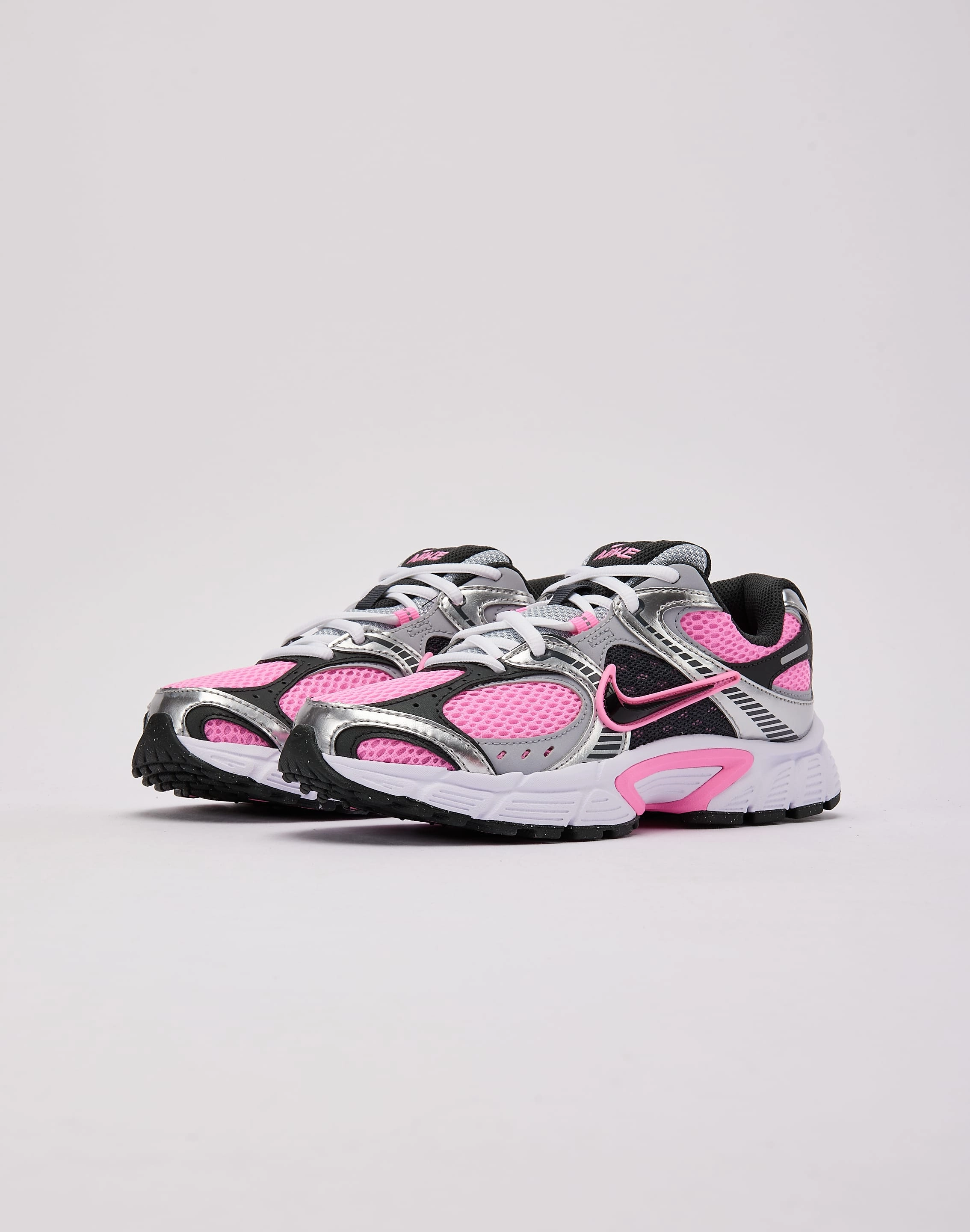 Nike V5 RNR Runners with Plantar Fasciitis Heat Sealed Seam Construction