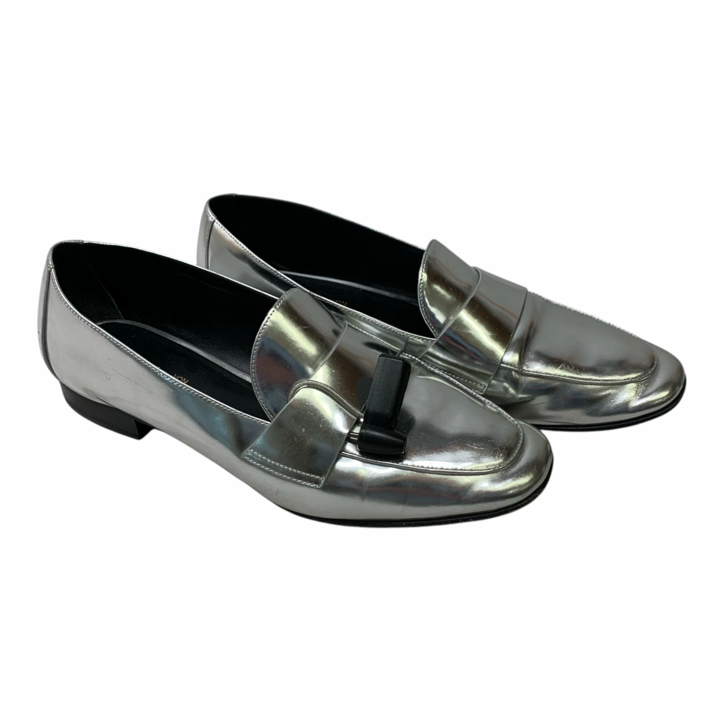 Shoes Designer By Diane Von Furstenberg In Silver, Size: 8.5 Cushioned Base Work Commute