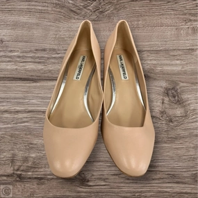 Stylish Shoes Designer By Karl Lagerfeld In Beige, Size: 10