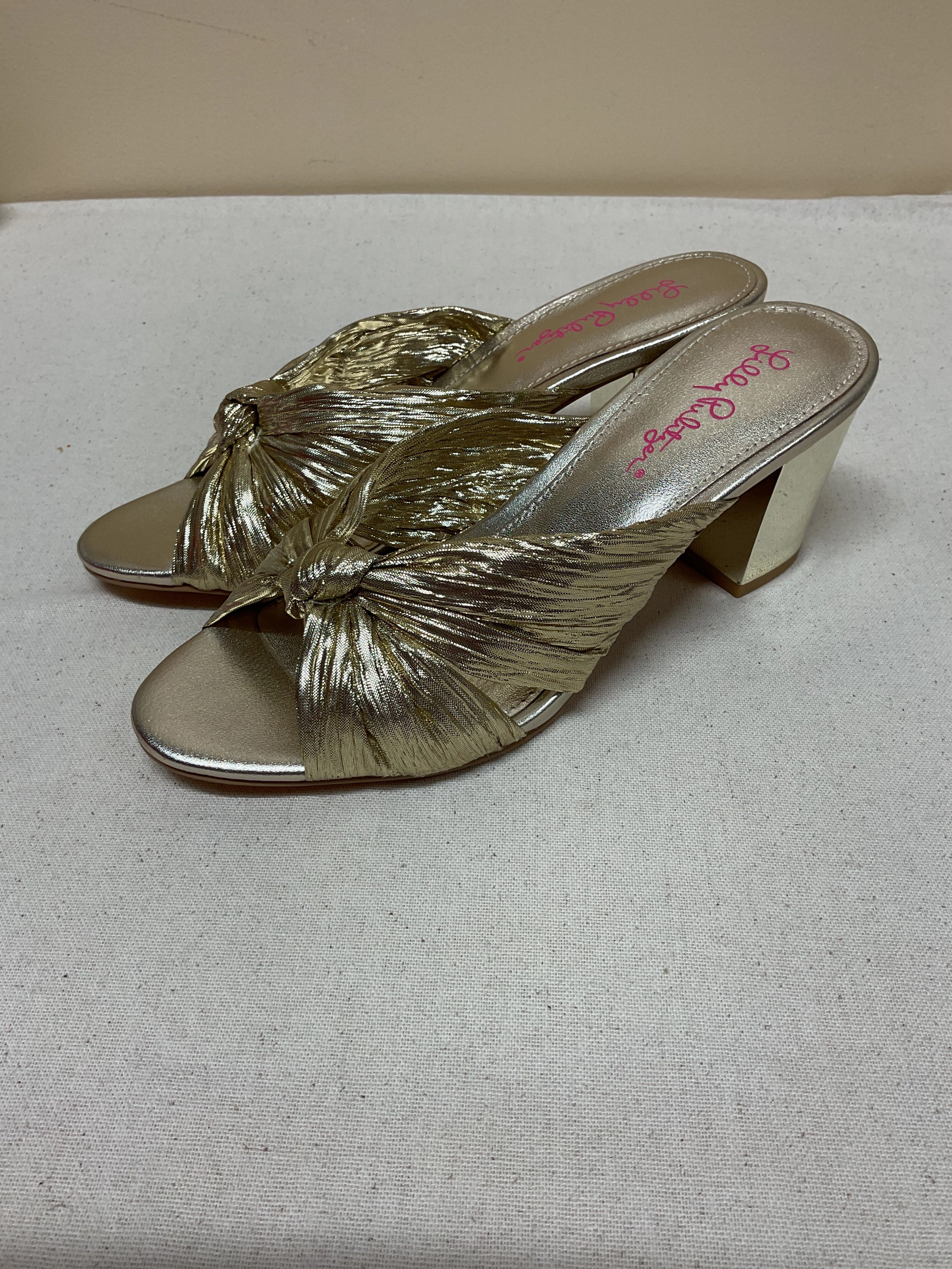 Shoes Designer By Lilly Pulitzer In Gold, Size:6 Comfort Padding Joy Mood