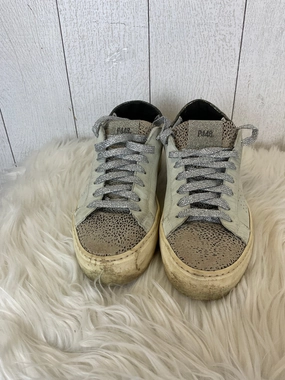 Shoes Designer By P448 In Grey, Size: 7 Fire Red