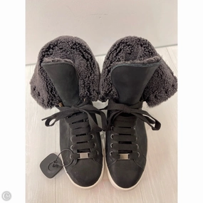 Shoes Designer By Ugg In Black, Size: 8 Dual Density Foam Layers