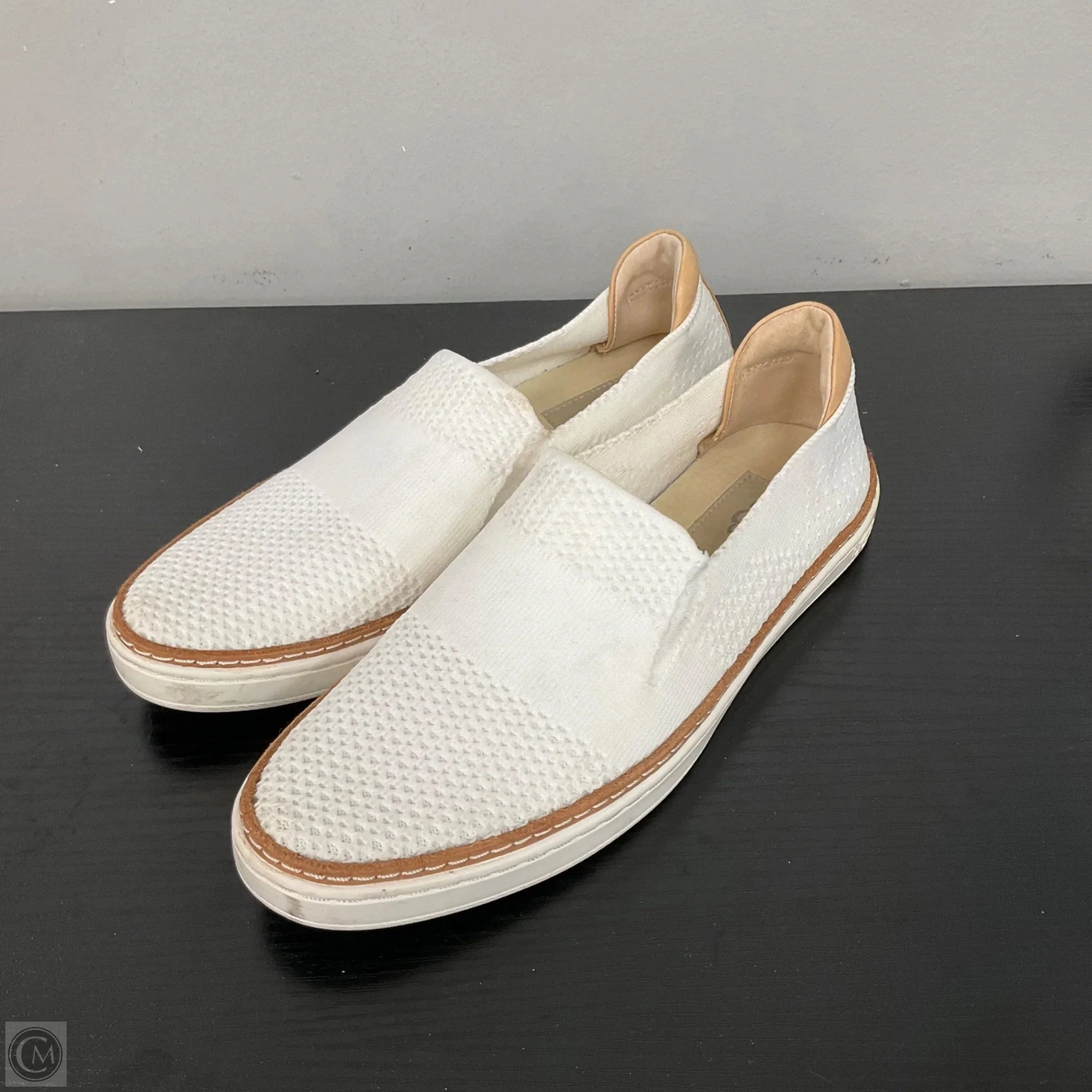 Shoes Designer By Ugg In White, Size: 7.5 Shine Tone Future Walk