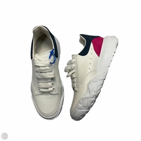 Shoes Luxury Designer By Alexander Mcqueen In White, Size: 7.5 Durable Material Teen Edge