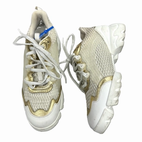 Peak Mode Ice Grip Shoes Luxury Designer By Christian Dior In White, Size: 8.5