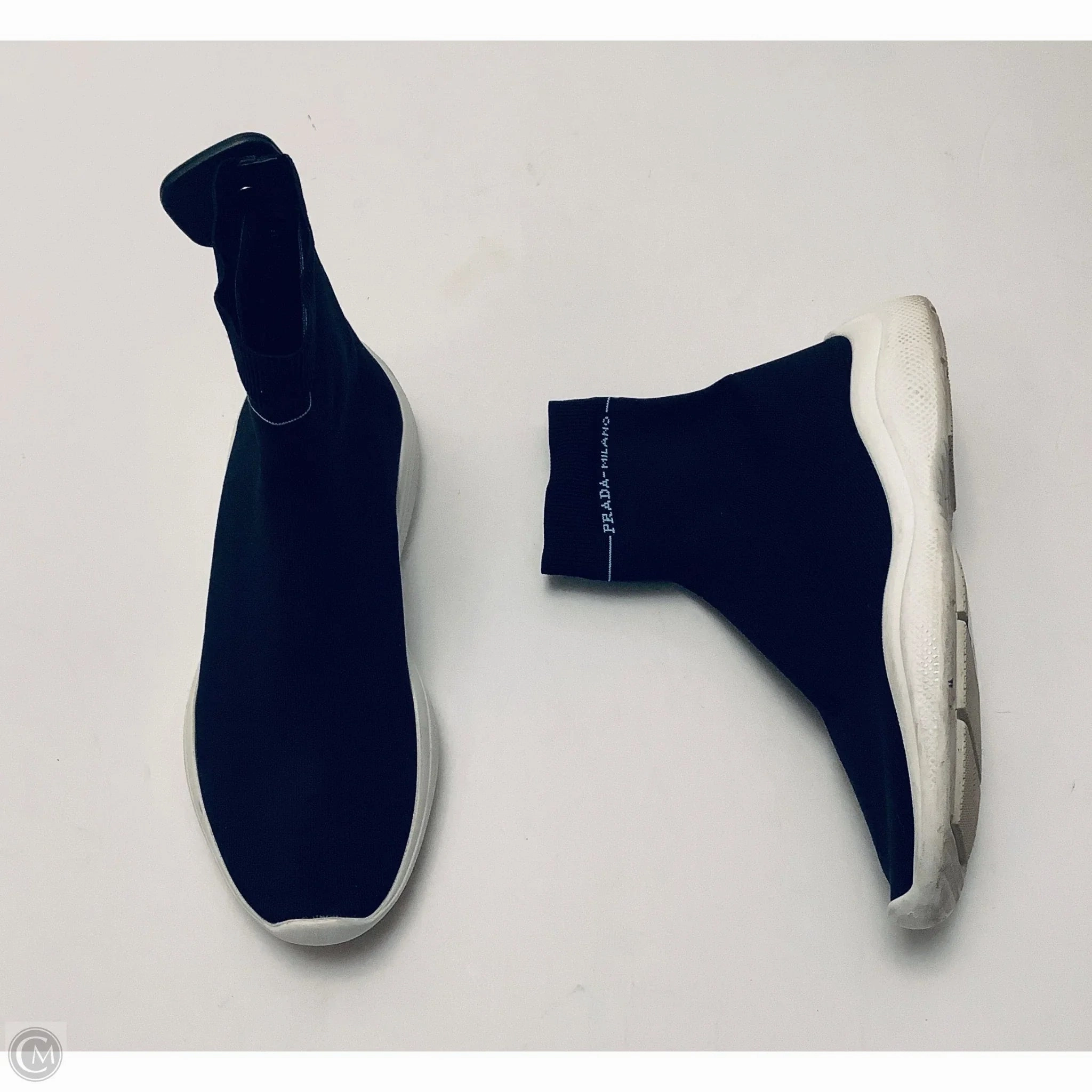 Shoes Luxury Designer By Prada In Black, Size: 7.5 Seamless Fit Gym Workout Ventilated Mesh Sunny Walks