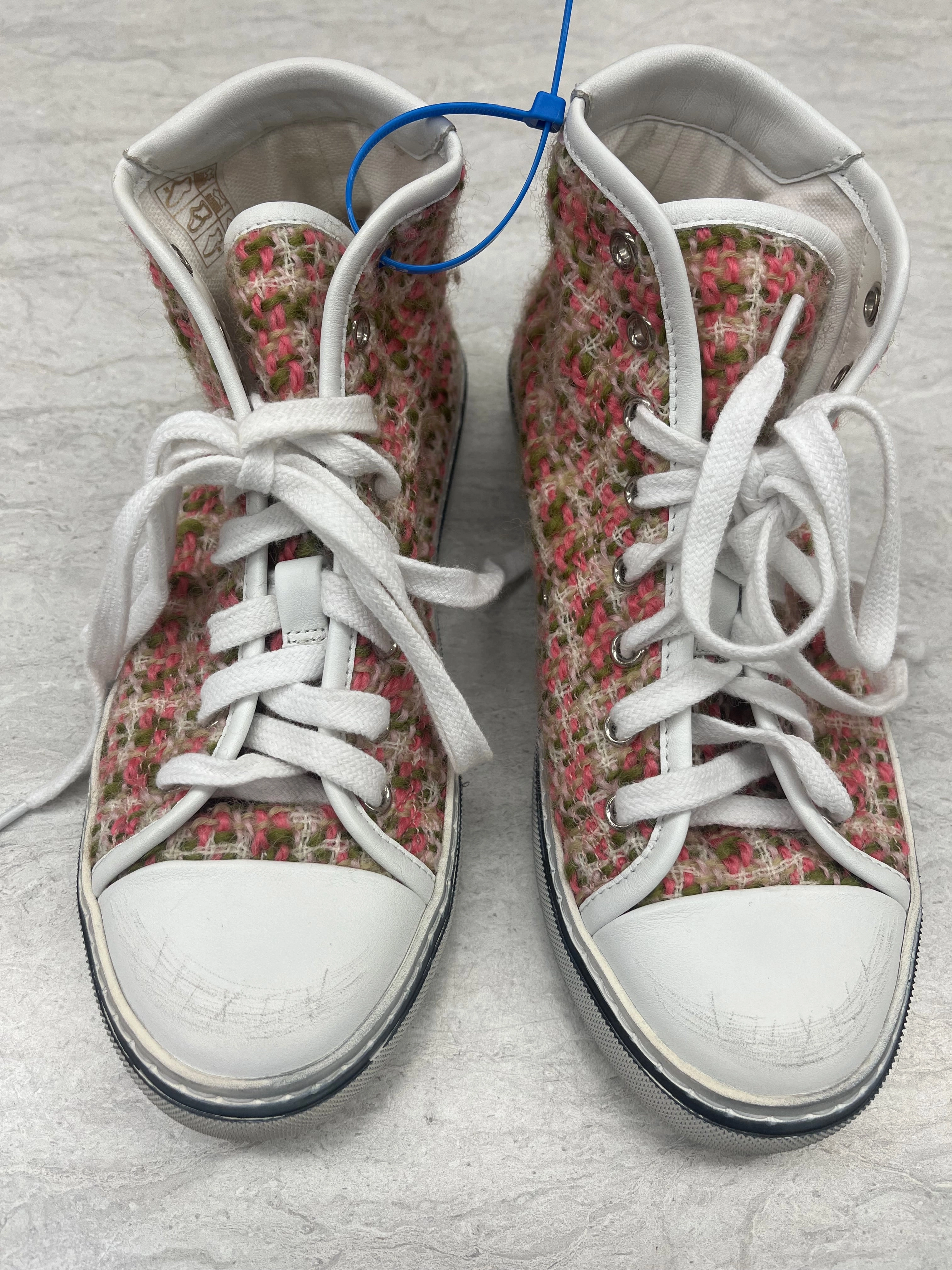 Young Mood Non Binding Collar Padding Shoes Luxury Designer By Yves Saint Laurent In Floral Print, Size: 6