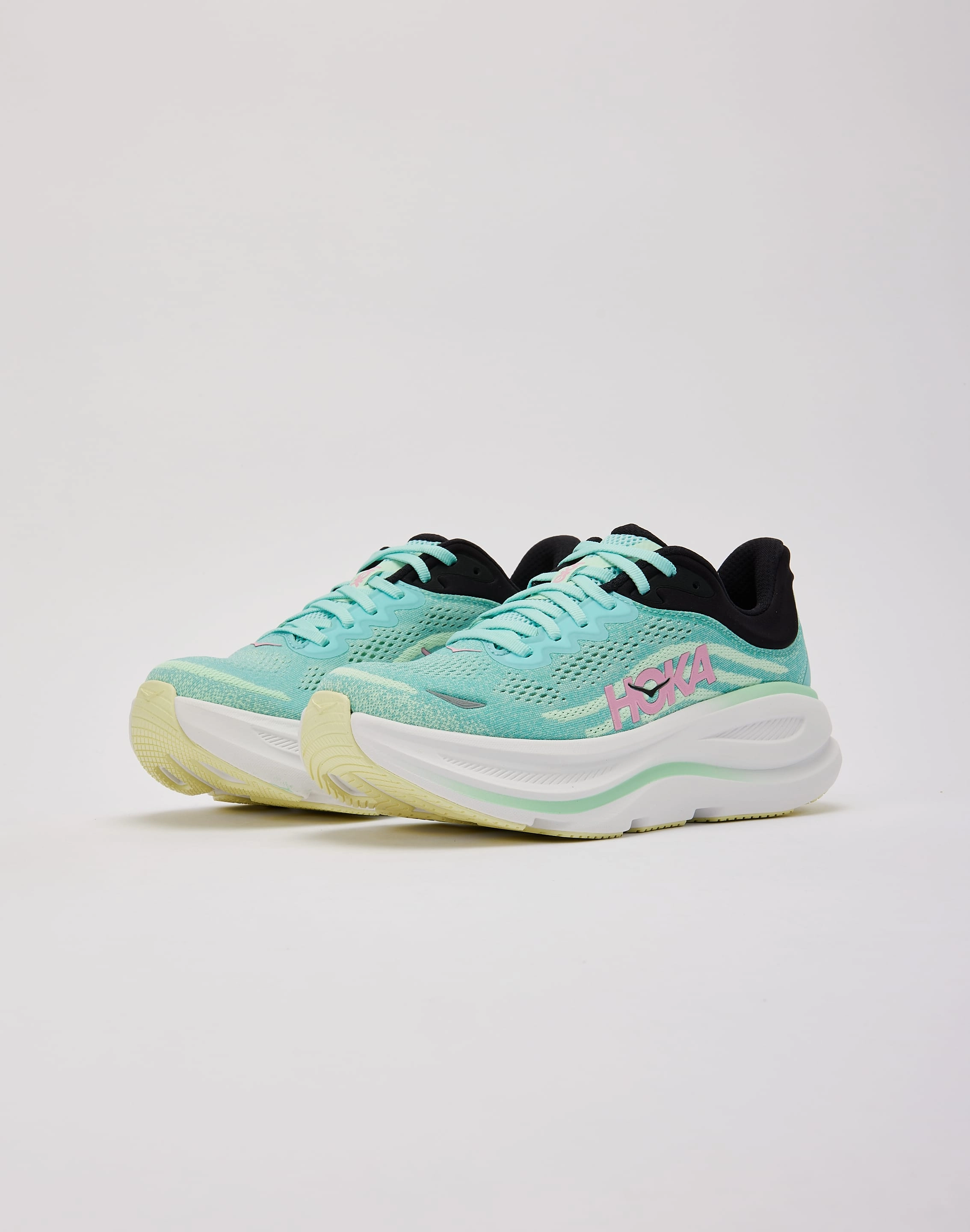 running with a headband HOKA Bondi 9