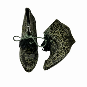 Barefoot Feel Design Morning Walk Shoes Designer By Rebecca Minkoff In Black & Green, Size: 7.5