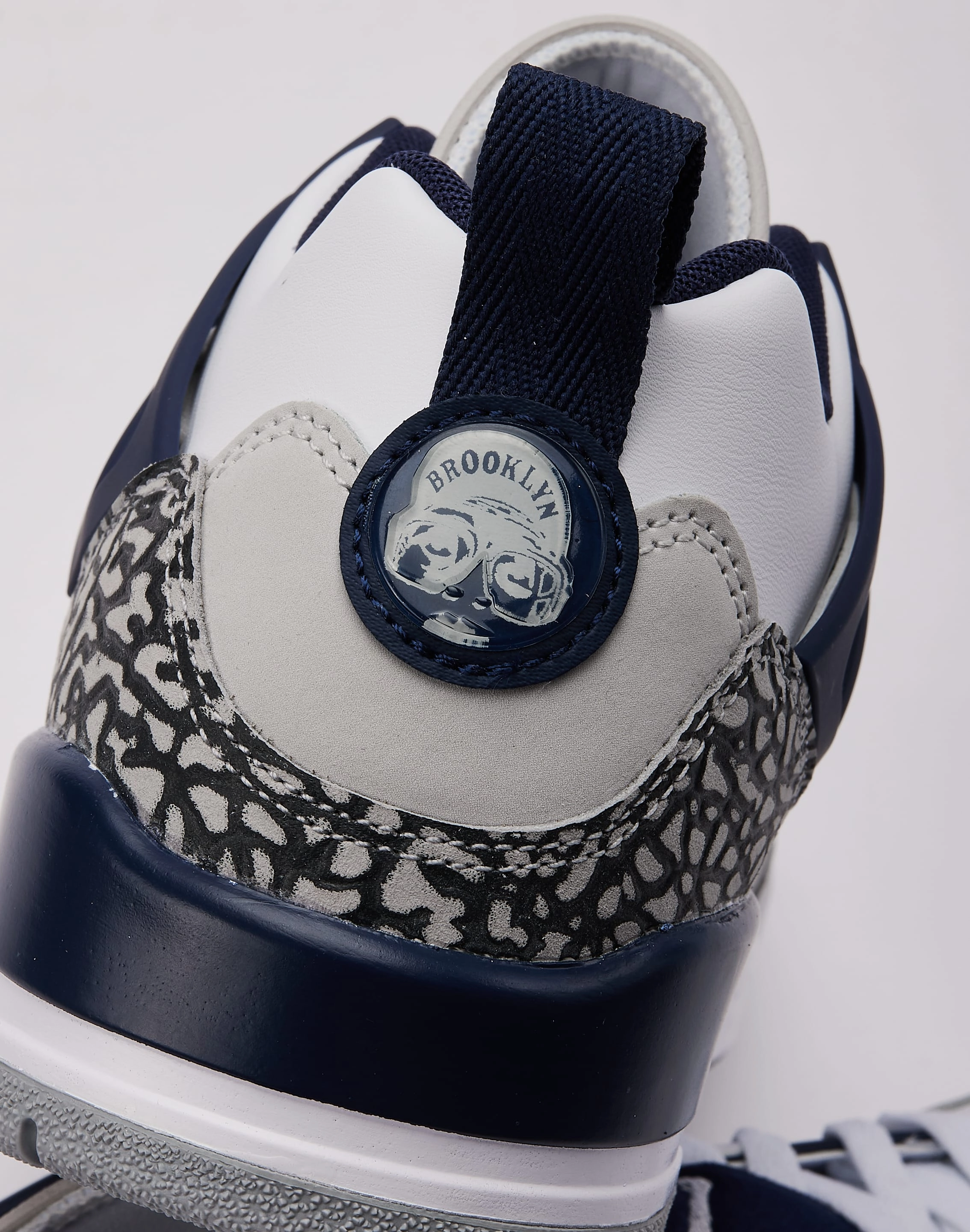 Pool Time Ankle Collar Padding Jordan Spizike Low