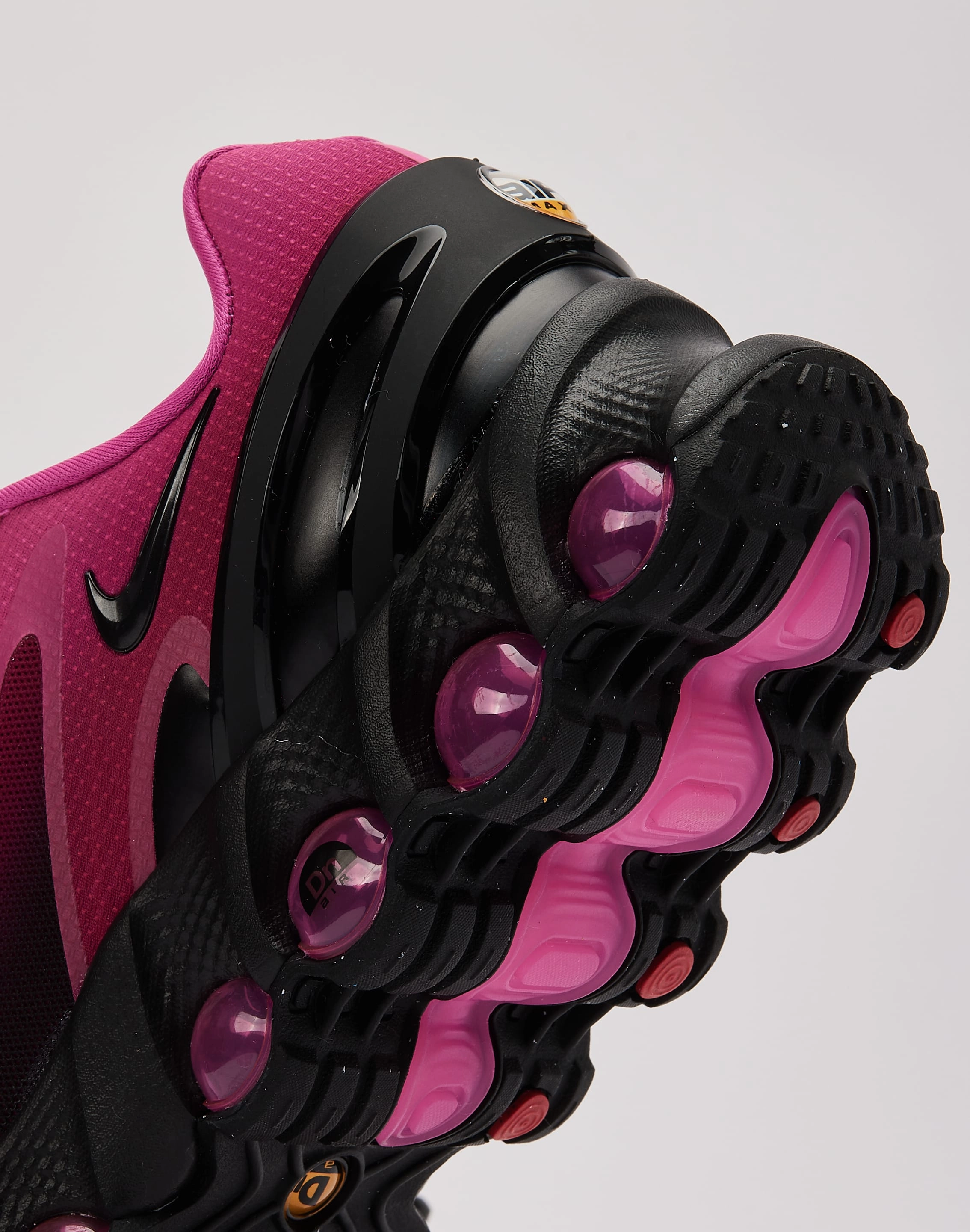 adjustable - strap shoes Cooling Ventilation Channels Nike Air Max Dn8
