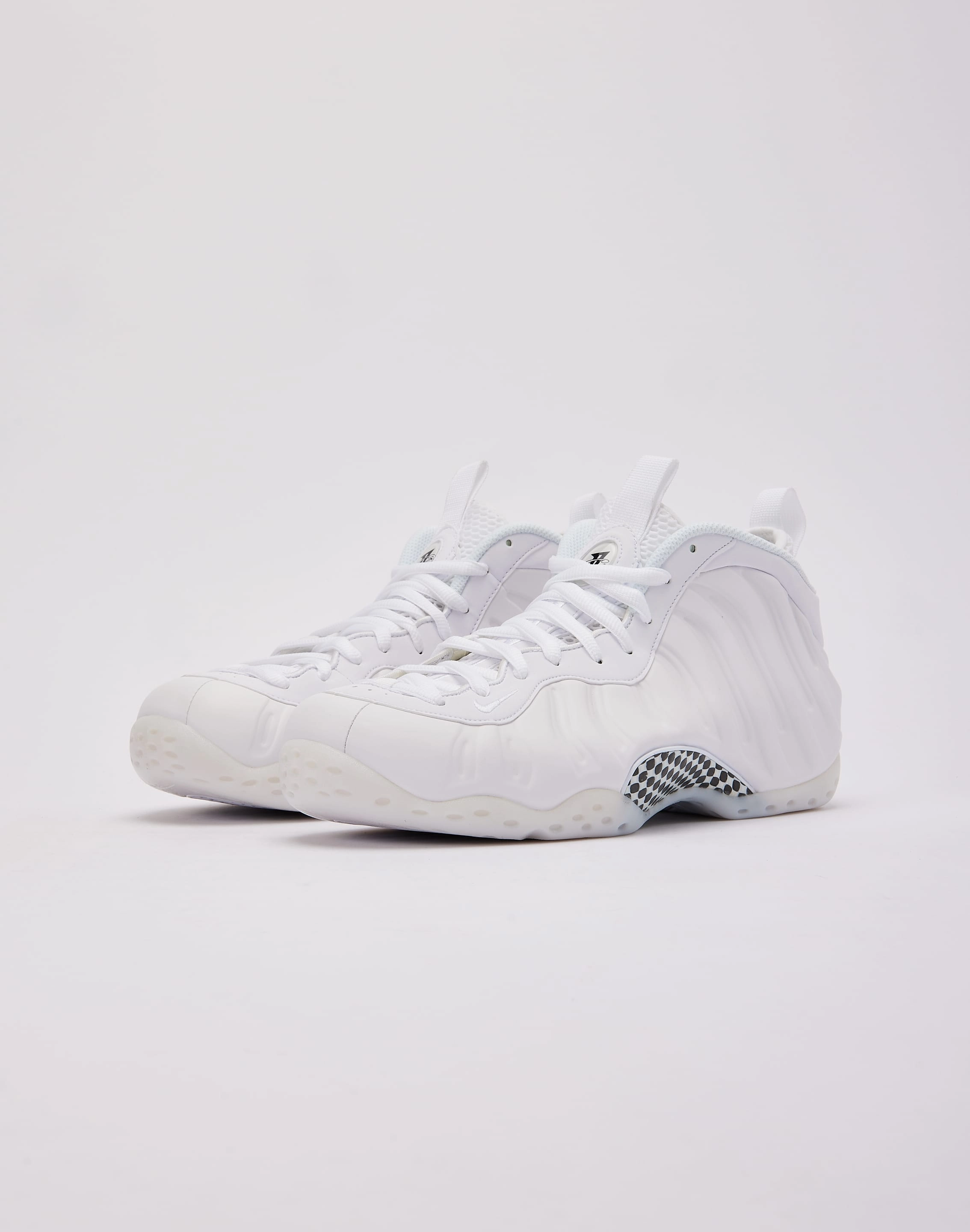 Hill Walk Quick Drying Casual Wear Nike Air Foamposite One 'Triple White'