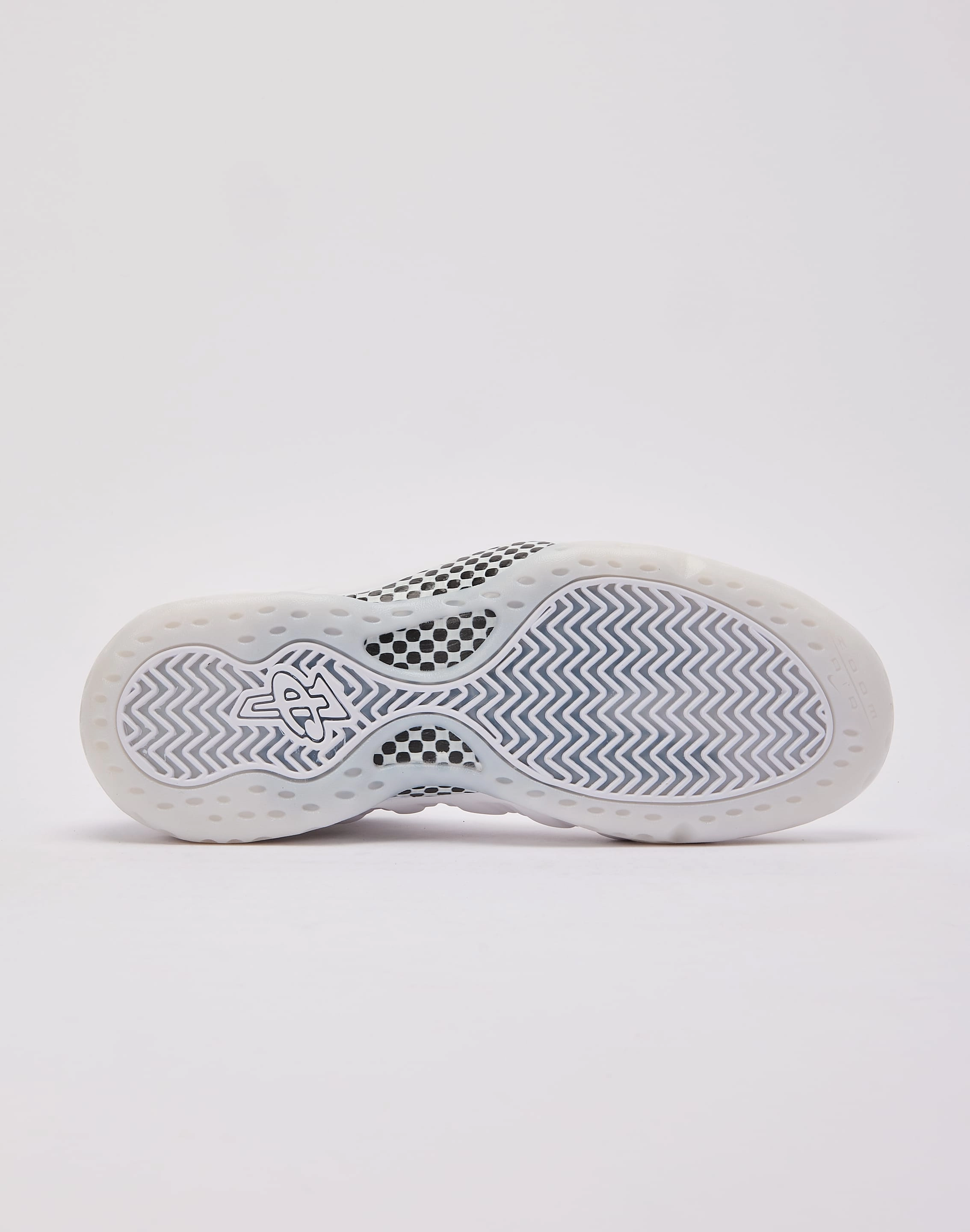 Comfort Outsole Morning Walk Nike Air Foamposite One 'Triple White'