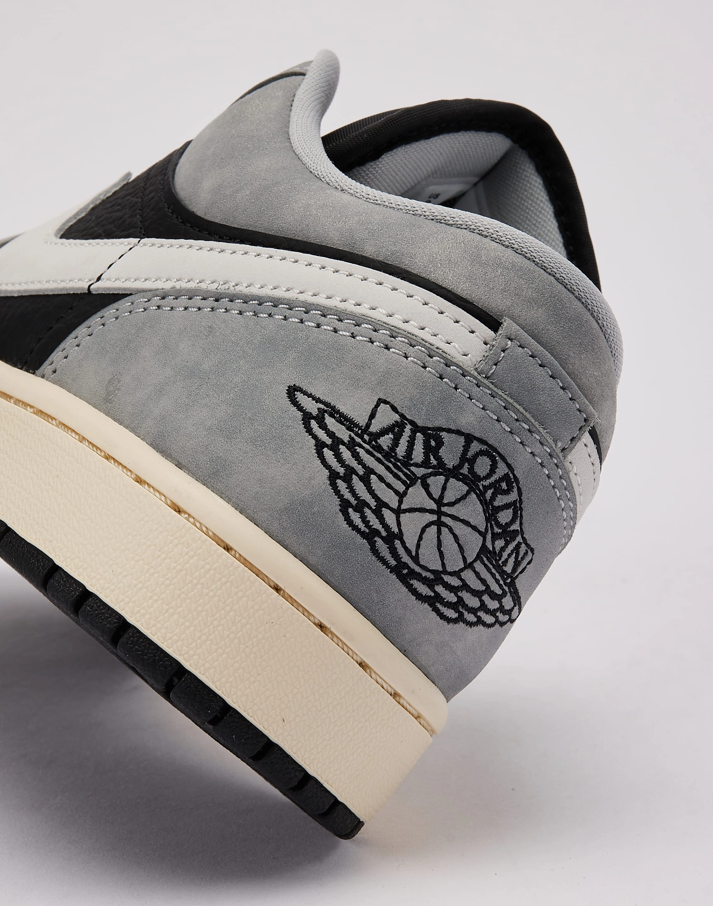 Run Free Low Arch Jordan  Air Jordan Low SE