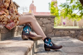 Feather Light Cold Weather Commuter Comfortable Straps Socorro Western Boot