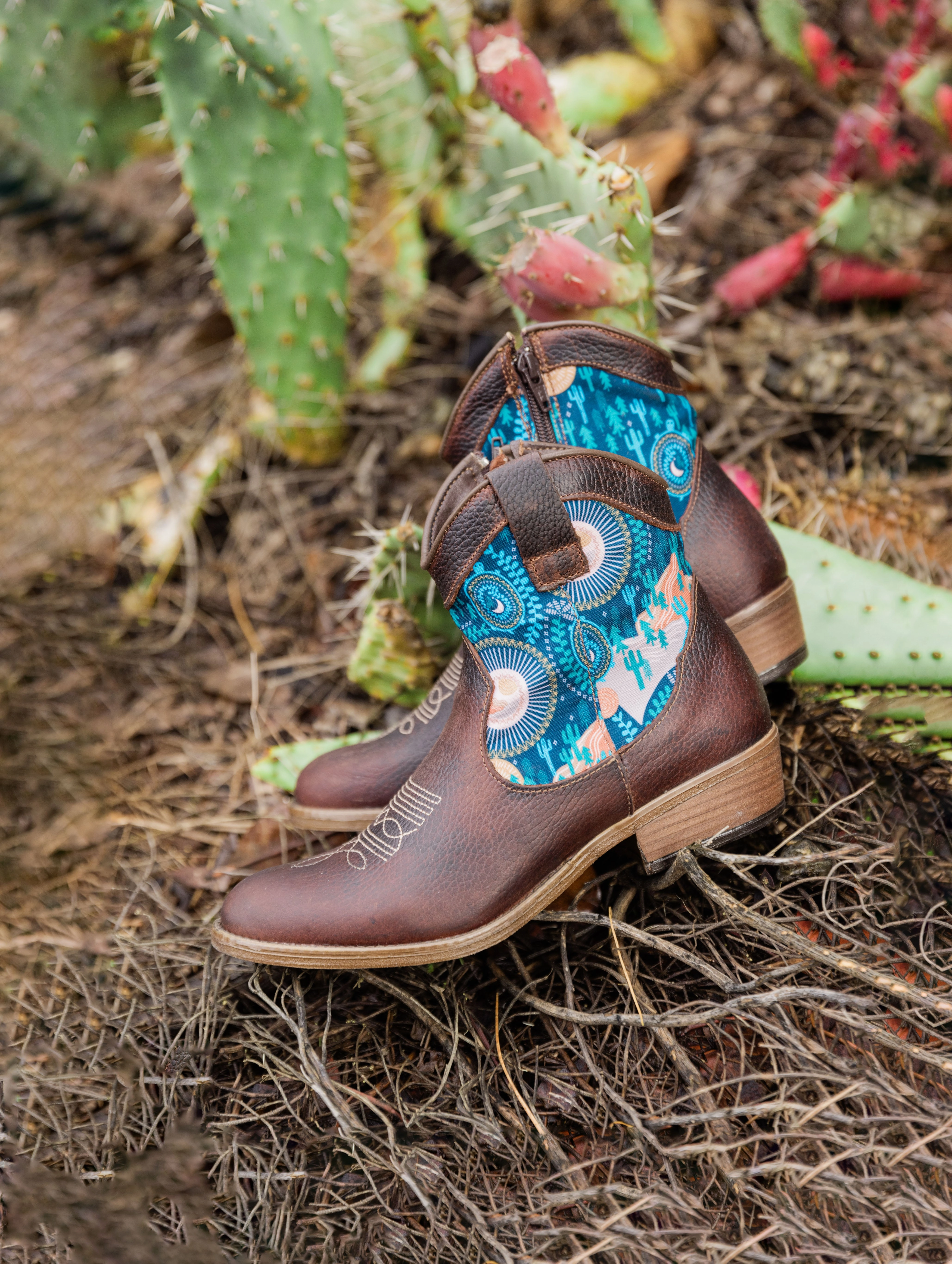 Socorro Western Boot Asymmetric Lacing System