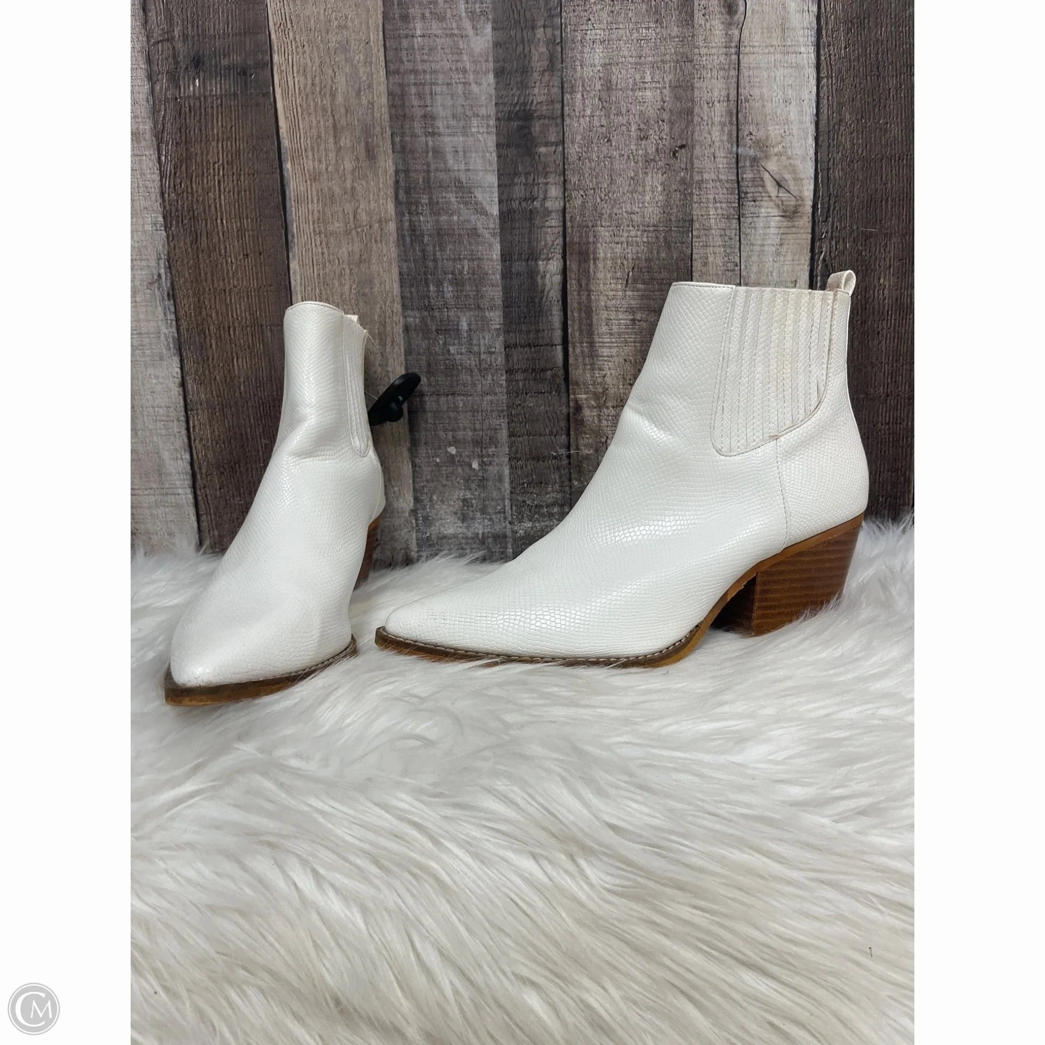 Slip Resistant Rural Traveler Tough Fit Boots Western By Cme In White, Size: 9