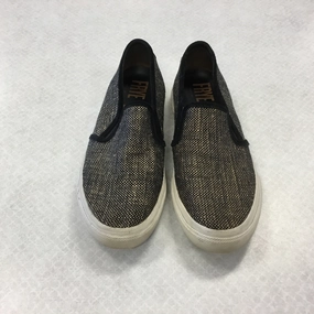 Air Dry Thermoplastic Frame Shoes Designer By Frye  Size: 9.5