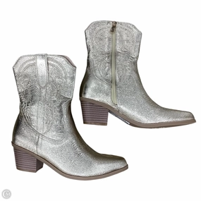 All-Season Protection Washable Boots Western By Clothes Mentor In Gold