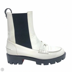 Linen Air Field Walk Boots Luxury Designer By Christian Louboutin In White, Size: 8.5