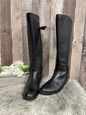 Versatile Footwear Boots Knee Flats By Blondo In Black, Size: 8