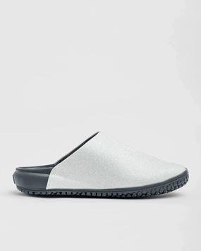 The Clog - Raining Diamonds (Silver) Heat Free