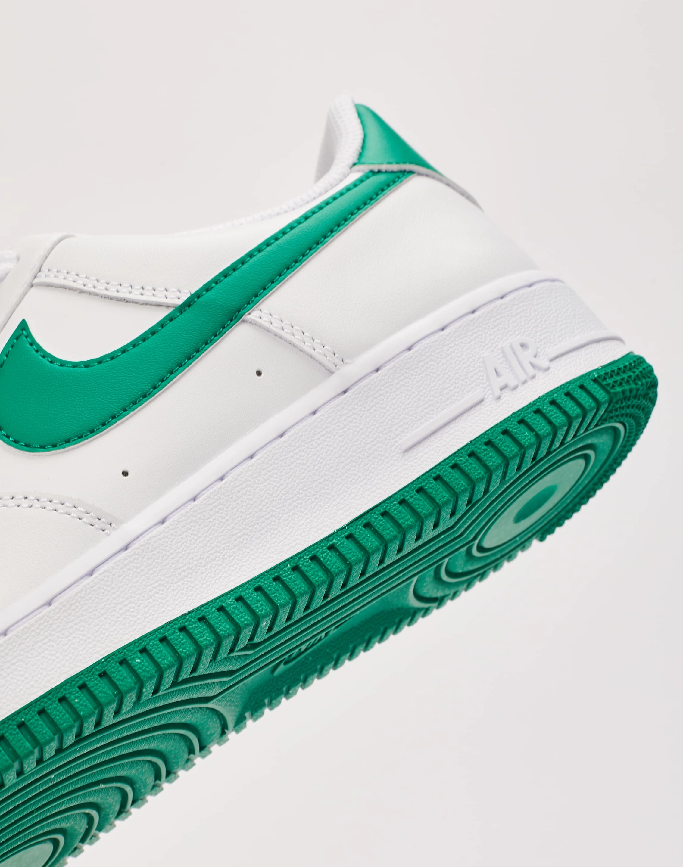 Stride Easy Lace Tie Nike Air Force 1 Low '07