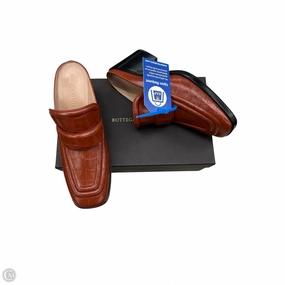 Shoes Luxury Designer By Bottega Veneta In Brown, Size: 6 Rolling Motion Sole Body Align