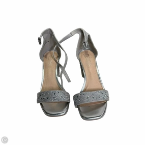 Shoes Designer By Michael Kors In Silver, Size: 8 Memory Foam Casual Wear