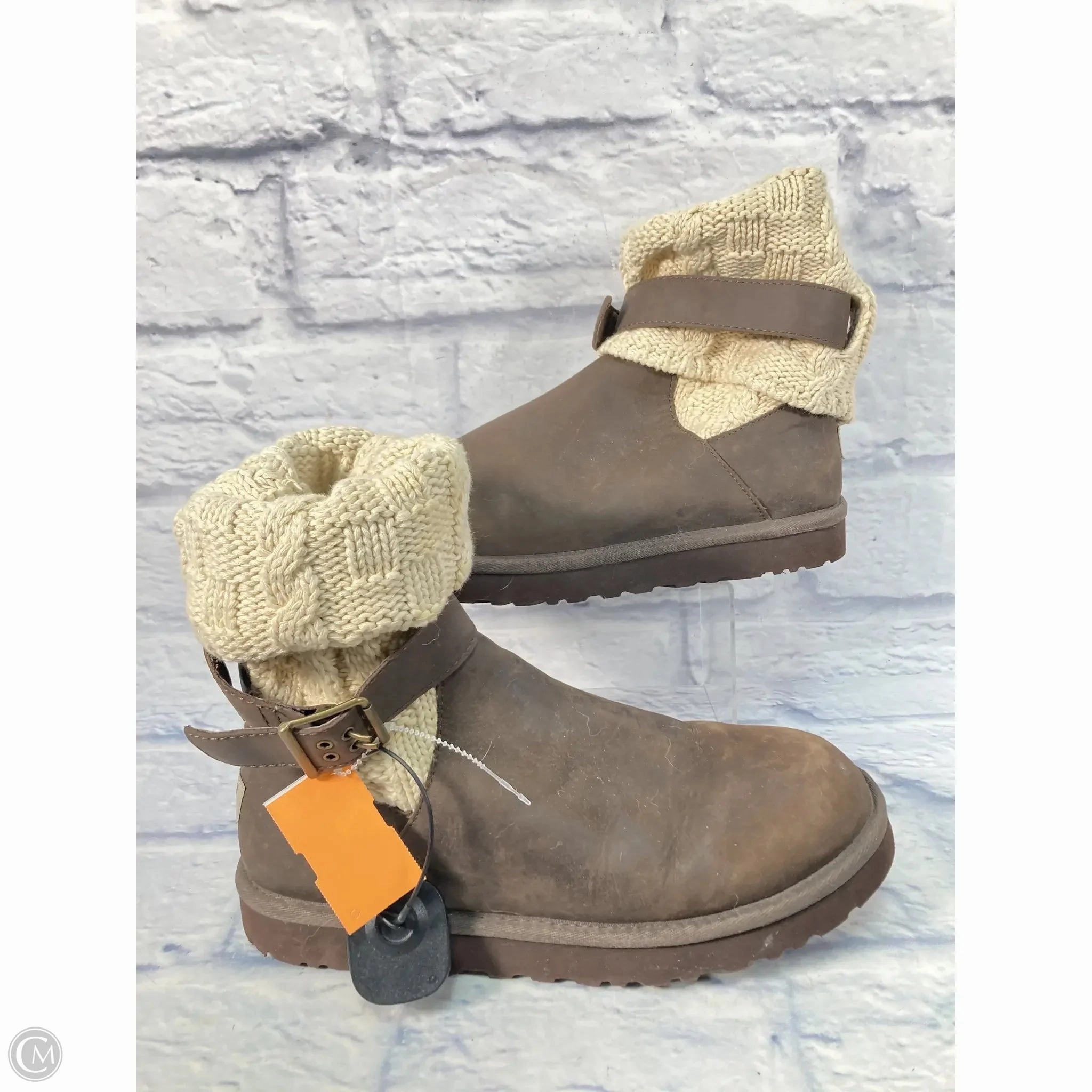 Wild Trek Easy Wear Boots Designer By Ugg In Brown, Size: 10