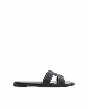 College Walk GORDY WIDE FIT - BLACK