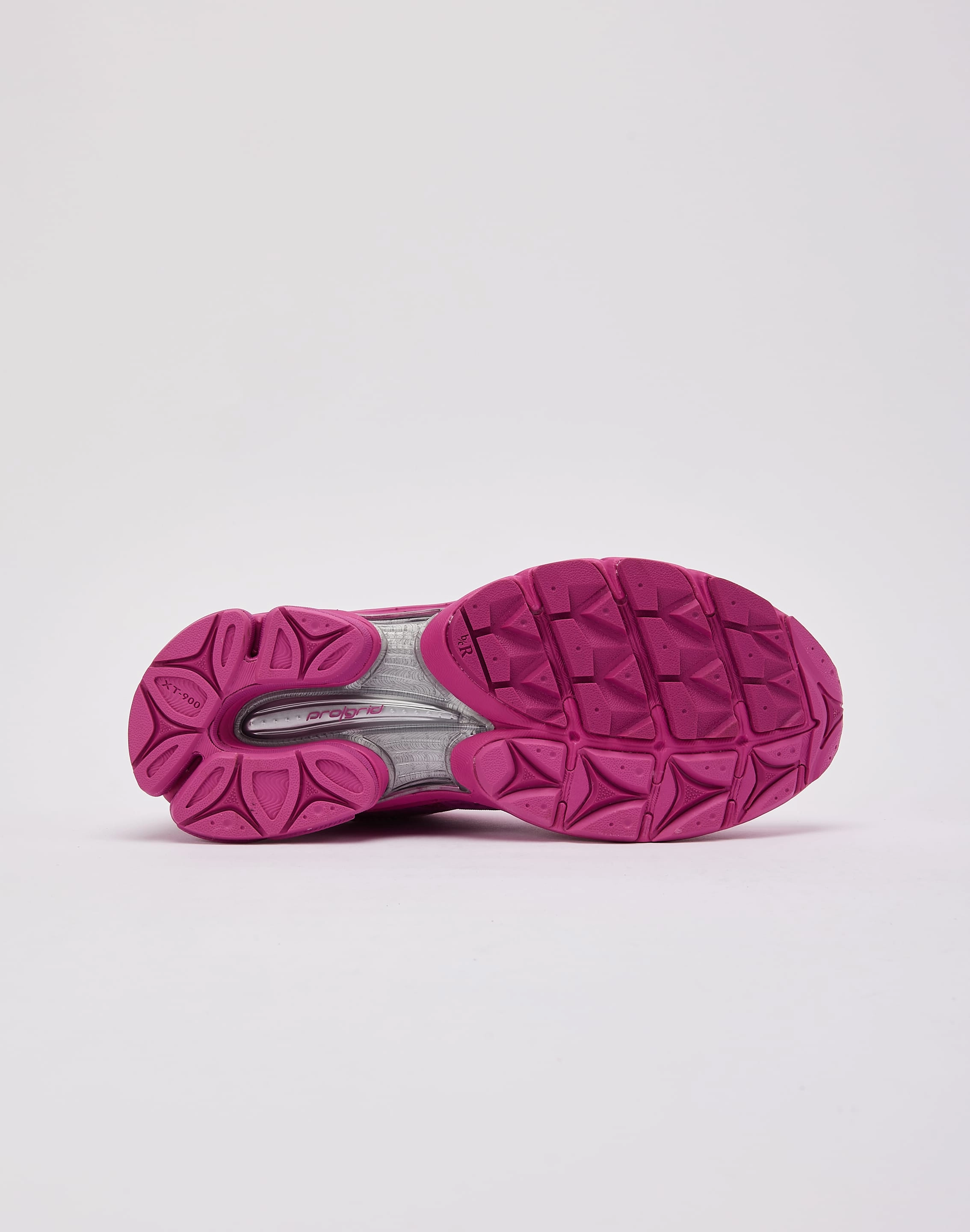 Saucony ProGrid Triumph 4 Proprioceptive Footbed Dynamic Load Distribution