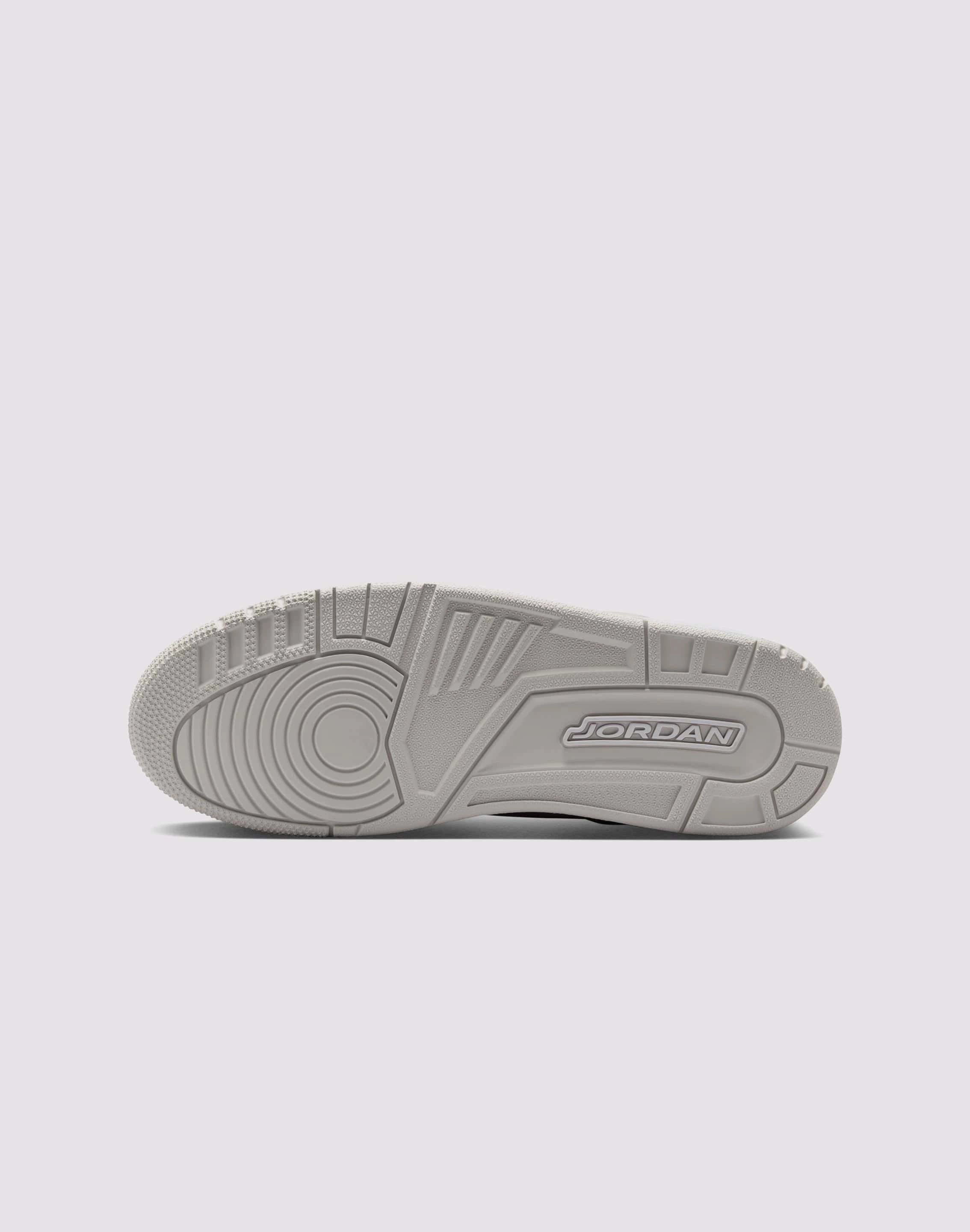 Soft Neutral Jordan Spizike Low