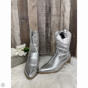Boots Western By Dreamers In Silver, Size: 8.5 Snow Grip