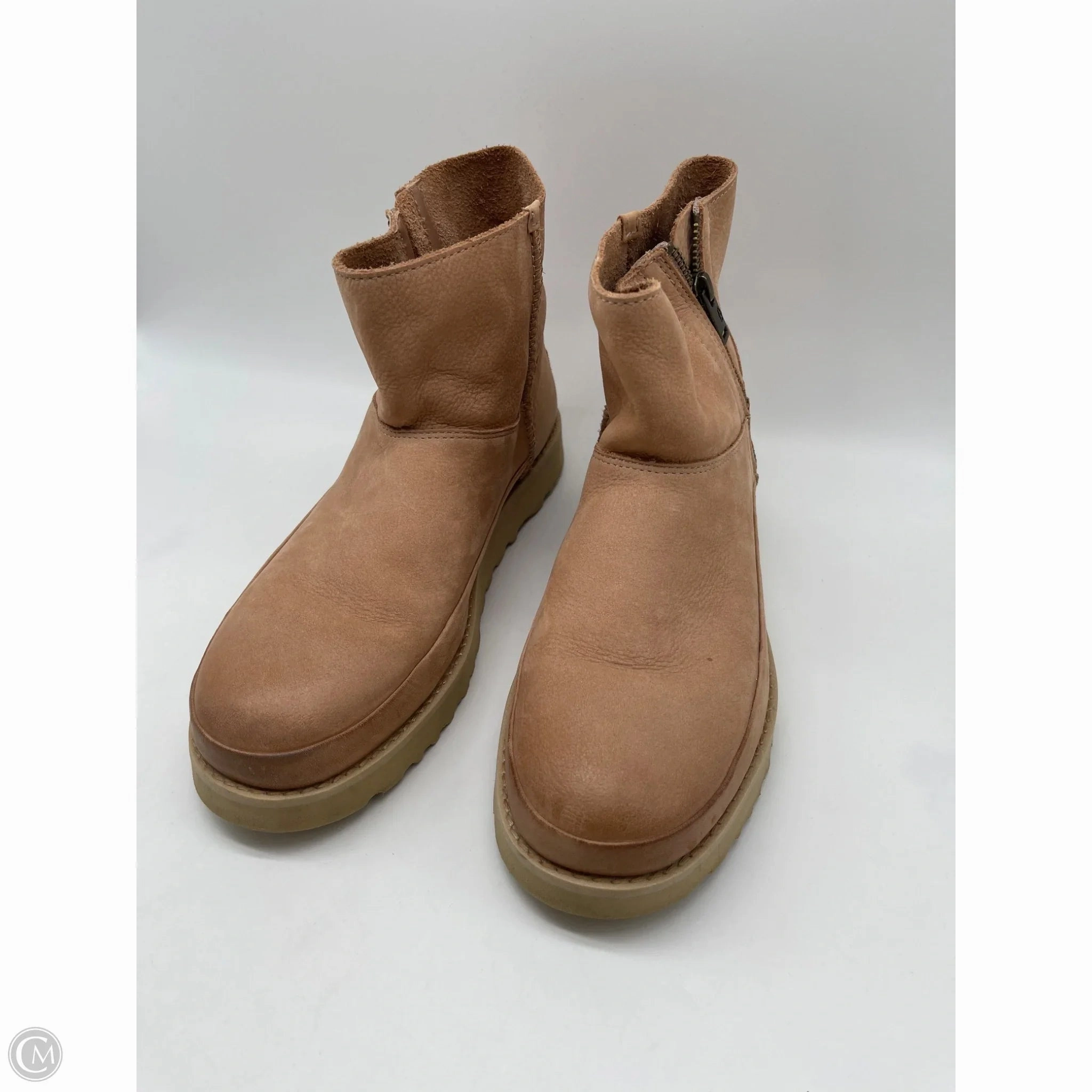 Easy Flow Hiking Boots Designer By Ugg In Tan, Size: 9