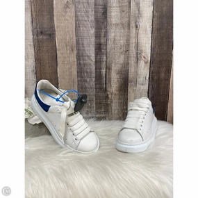 Shoes Luxury Designer By Alexander Mcqueen In White, Size: 5.5 Care Ease