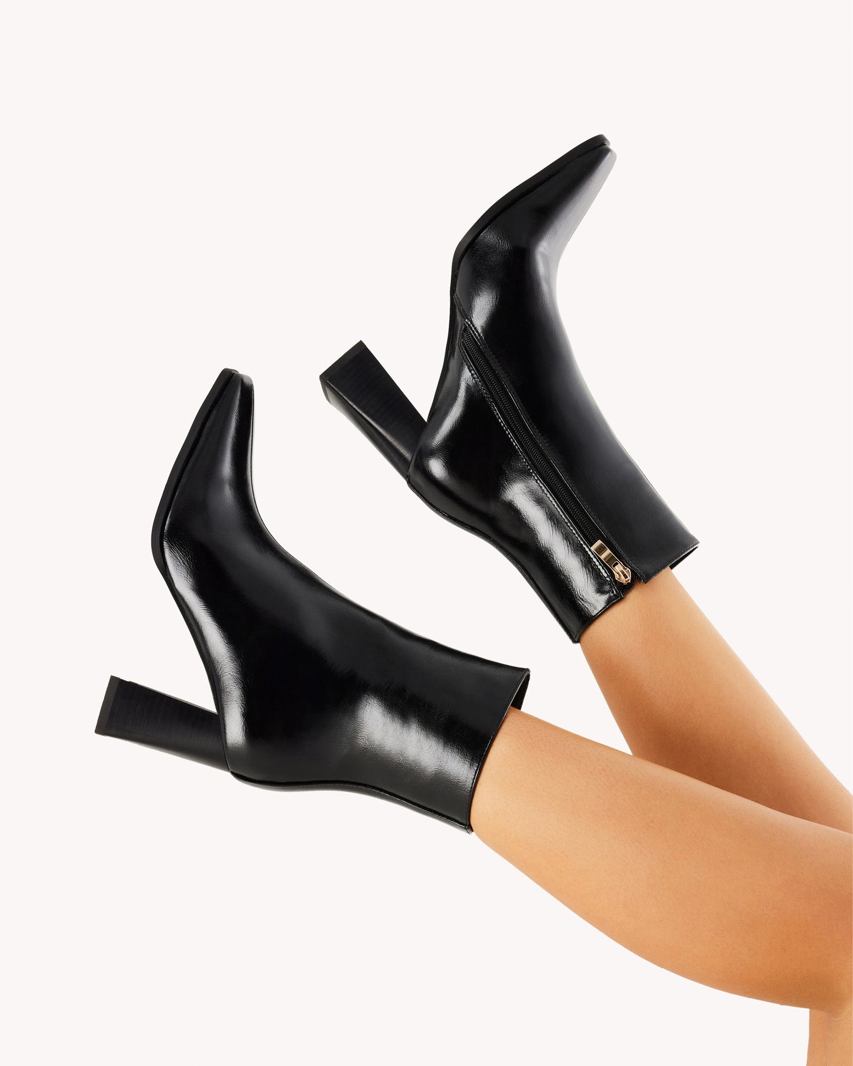 WEZ - BLACK SHINE Non-Slip Sole