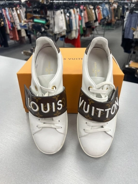 White Shoes Luxury Designer Louis Vuitton, Size 8 Bold Tone Slip Resistant Outdoor Explorers