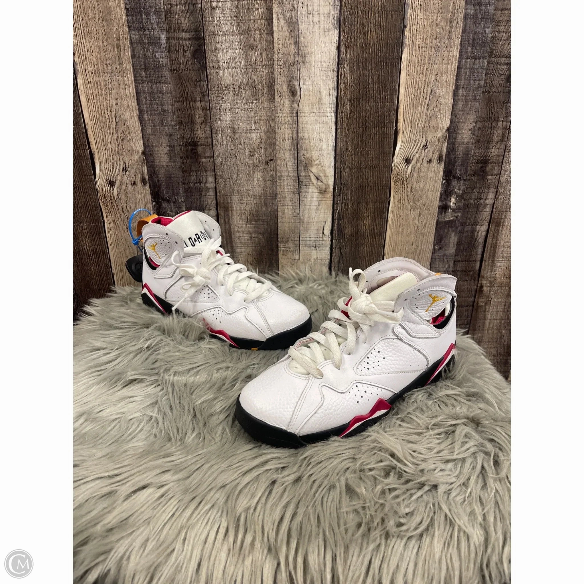 Shoes Luxury Designer By Jordan In White, Size: 8.5 Water Edge