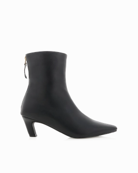 Memory Foam Footbed Trail Use XINIA - BLACK